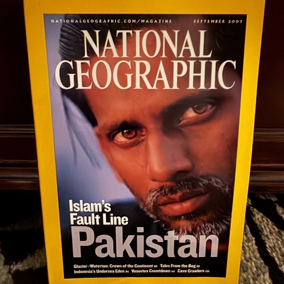National Geographic 2007 - Complete with Maps - Picture 9 of 12